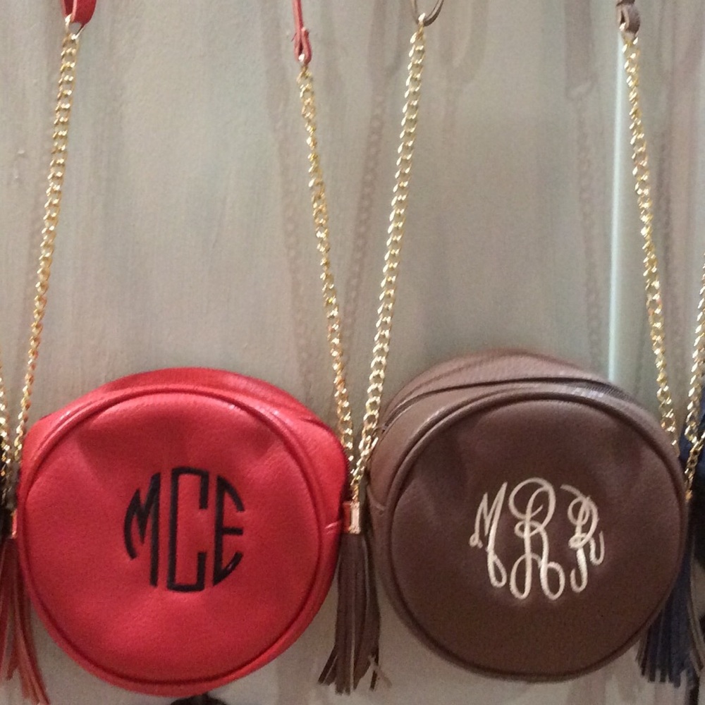 Circle handbags